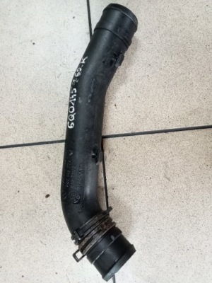 Труба впускной воздуха vw polo 9n 1.4 tdi 6q0145770 фото №1