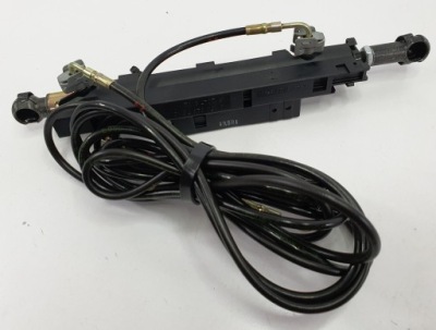 Привод амортизатор крыша правый mercedes r171 фото №1