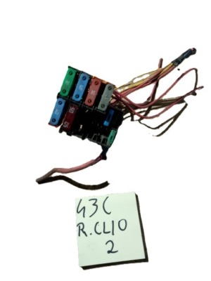 Renault clio ii 2 коробка запобіжників модуль 7703297597 фото №1