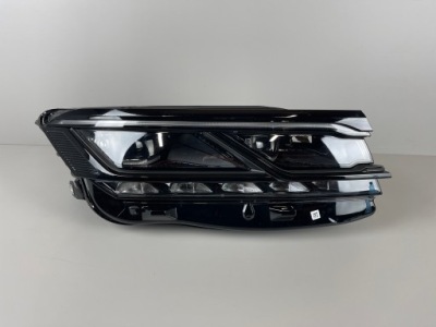 Vw touareg iii 760 лампа правая full led matrix r line европа 761941082a фото №1