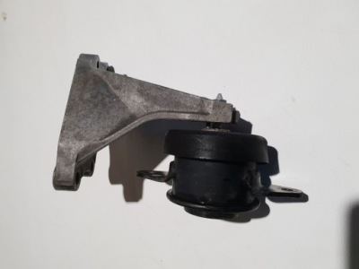 Nissan leaf 10-21 кронштейн подушка двигателя левая фото №1