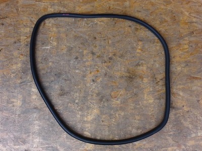 Audi a1 82a прокладка двері права перед передня фото №1