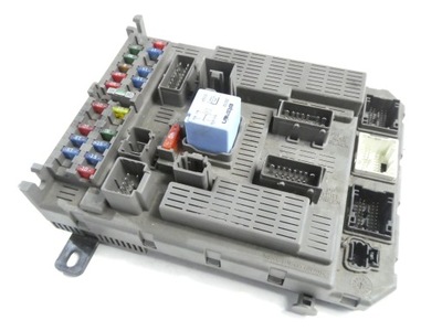 Коробка citroen оригинальный номер 9645352980 фото №1