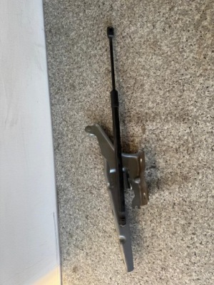 Петля привод капот правый volvo xc60 ii 2017- 31424537 фото №1