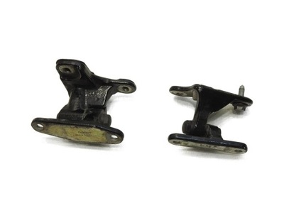 Петля петлі двері правий перед 696 mercedes w245 lift a046572 фото №1