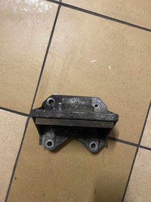 Кронштейн кронштейн коробки renault master ii 308760 фото №1