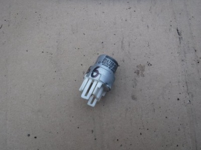 Реле toyota 056700-5260 фото №1