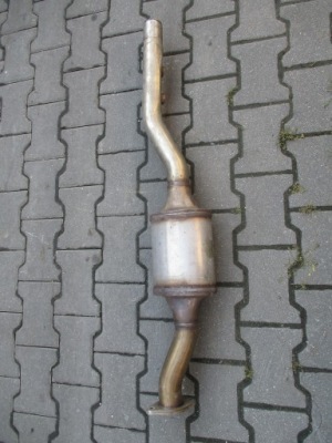 Выхлоп гаситель jeep renegade катализатор 00521521220 фото №1