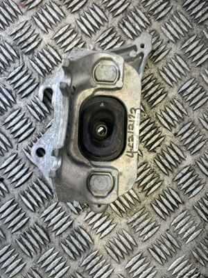 Кронштейн подушка двигуна коробки renault clio v 112536909r фото №1