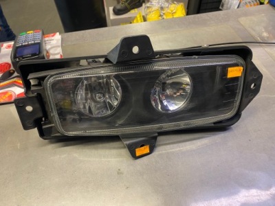 Фара протитуманна фара renault premium правий фото №1