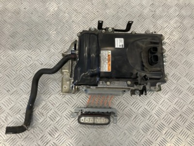 Інвертор інвертор toyota yaris iv 20- 1.5 hybrid фото №1