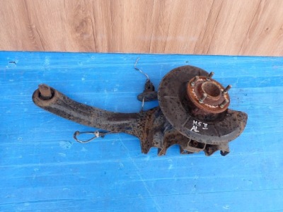 Mazda 5 cw ii 1.6d 10- поворотный кулак задняя левая фото №1