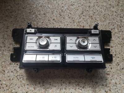 Панель радіо jaguar xf 07r 8x23-18c858-ag фото №1