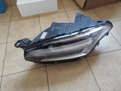 Volvo xc90 ii лампа передня ліва full led 32228296 фото №1