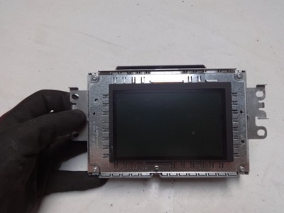 VOLVO V40 2 II 12r- WYŚWIETLACZ LCD EKRAN MONITOR