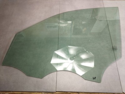 Mercedes-benz gle w166 2017 скло ліва перед фото №1