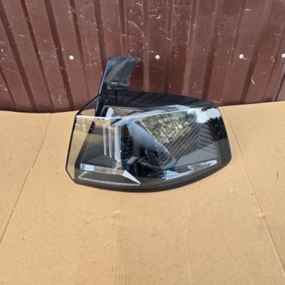 Peugeot 5008 ii лампа левый задний  задняя рестайлинг  20r- фото №1