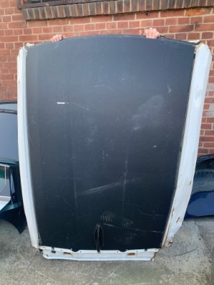 Toyota yaris iv gr крыша четверть карбон фото №1