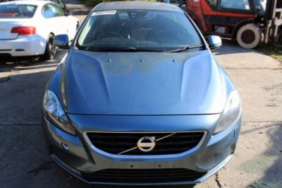 Капот кришка двигуна volvo v40 2 705 biarritz blue 2012-2019 фото №1