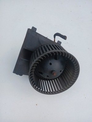 Audi a4 b5 повітродувка обдув вентилятор 8d1819021b фото №1