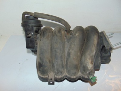 Колектор всмоктуючий honda crv ii 17100-pnc-j0 фото №1