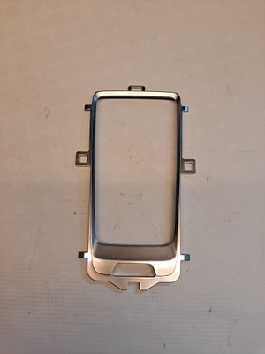 Рамка dekor панель volvo v40 ii 31307327 фото №1