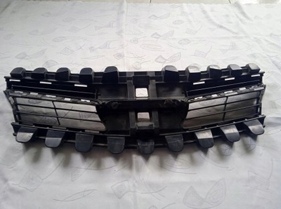 Решітка радіатора решітка радіатора toyota verso lift 13-18 фото №1