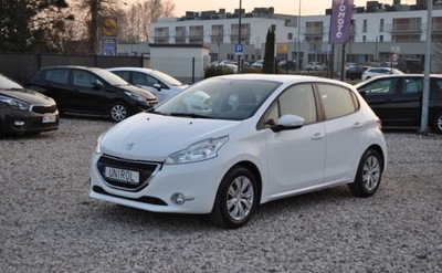 Peugeot 208 1.2 Benzyna klimatyzacja Parktronic