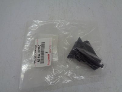 Toyota corolla e21 прокладка двері правий задня фото №1