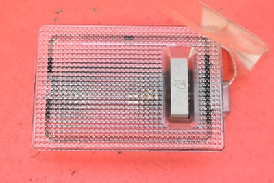 LAMPKA OŚWIETLENIA WNĘTRZA PRZÓD 8463300 OPEL CORSA E 14-20