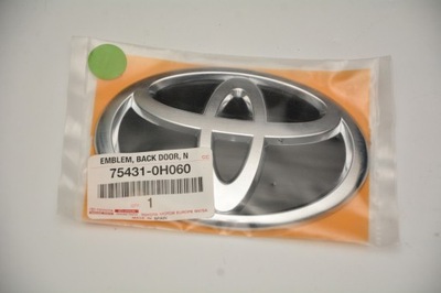 TOYOTA AYGO II 14-2021R INSIGNIA EMBLEMA DE TAPA  