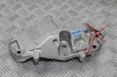 Кронштейн кронштейн двигателя master iii 3 lift 4 iv фото №1