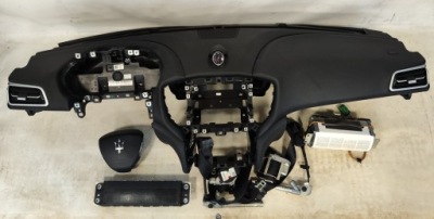 Приборная панель подушки безопасности ремни комплект maserati ghibli 2015 фото №1