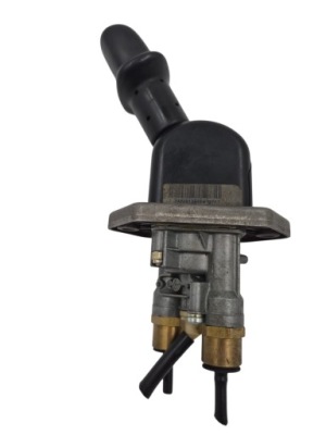 Клапан гальма ручного renault midlum dxi 9617230410 фото №1