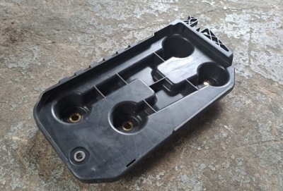 Skoda superb ii 3t основание аккумулятор 3.6 fsi фото №1