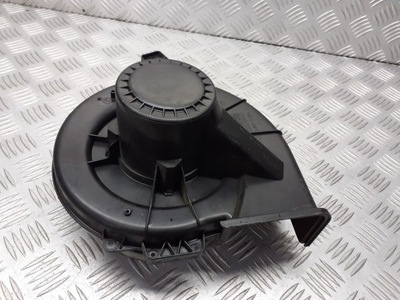 Вентилятор обдув vw polo 9n 1.2 6q1820015c фото №1