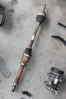 Renault twingo ii 1.2 gt приводной вал правая сторона фото №1