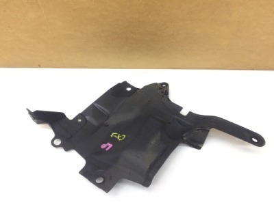 Mazda cx-3 cx3 плита захист підвіска двигуна ліва перед фото №1