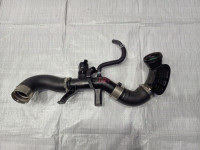 Jaguar e-pace 2.0b пабтрубок  труба интеркулер фото №1