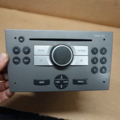 2005 opel vectra c панель / радіопрогравач cd/dvd/gps 13113145aa фото №1