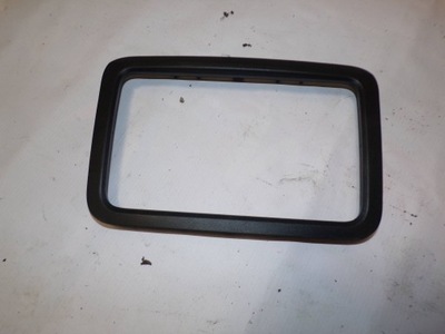 Рамка защита радио skoda roomster lift 5j0858069a фото №1