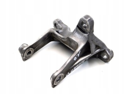 01/18 honda accord vi кронштейн кронштейн коробки передач фото №1