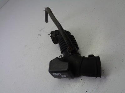 Труба шланг воздуха hyundai i20 1.4 бензин 2008- фото №1