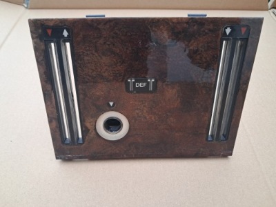 Панель кондиционера mercedes 107 sl slc 1076801007 фото №1