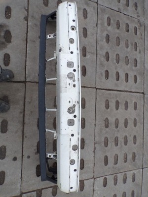 Бампер передній перед bmw e34 колір alpine weiss фото №1