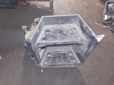 Подножка кабины левый renault gama t 82574835 фото №1