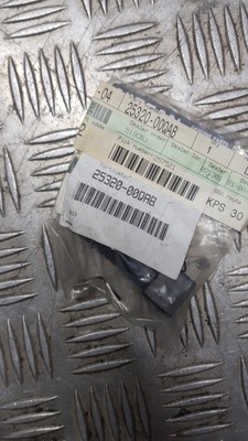 Nissan interstar primastar вимикач світла стоп 25320-00qab фото №1