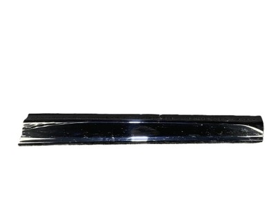 Volvo xc60 ii молдинг двері права перед 32208739 фото №1