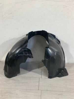 Volvo xc60 ii 2 17- підкрилок праве перед передні фото №1