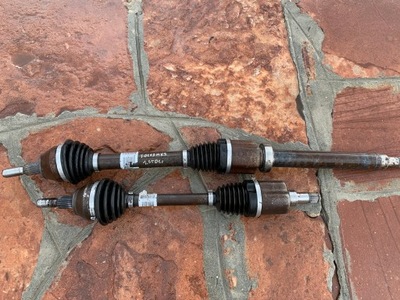 Ford focus mk3 c-max привідний вал права 1.6tdci фото №1